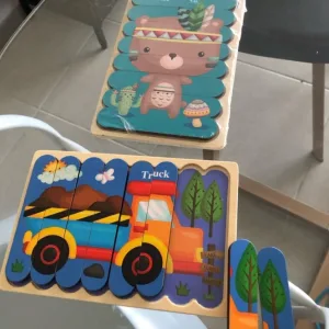 Erhaltenes 3D Holzstreifen Cartoon Puzzle vom Kunden L***a.