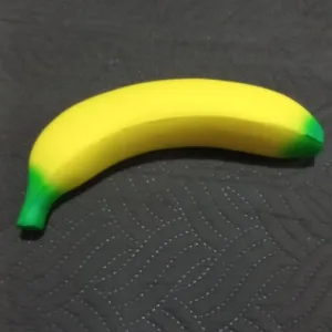 Anti-Stress-Bananenspielzeug aus Plüsch vom Kunden J***a erhalten.